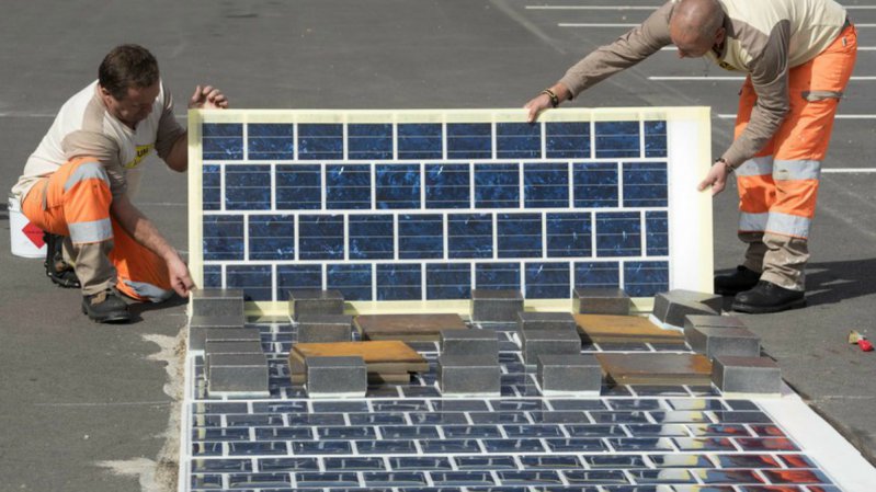 Во Франции начнут строить дороги из солнечных панелей (4 фото)