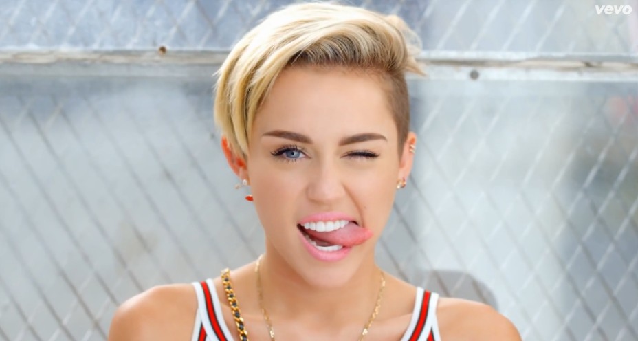 "23" Mike WiLL Made-it feat. Miley Cyrus, Juicy J & Wiz Khalifa