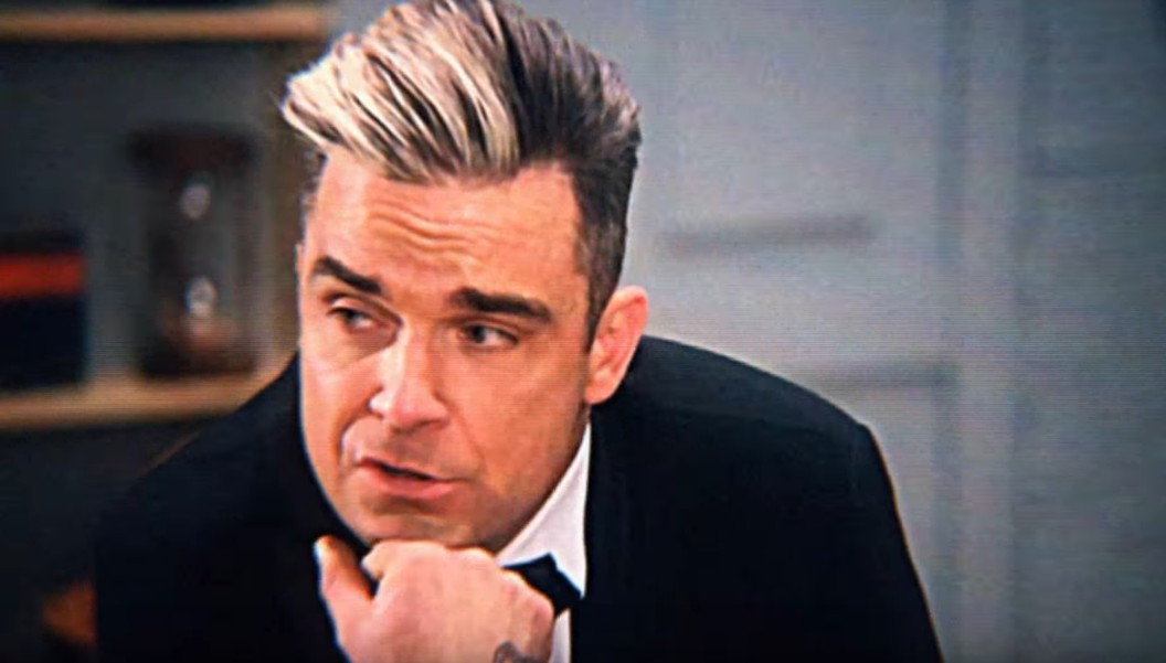 Смотреть видео Robbie Williams - Dream A Little Dream