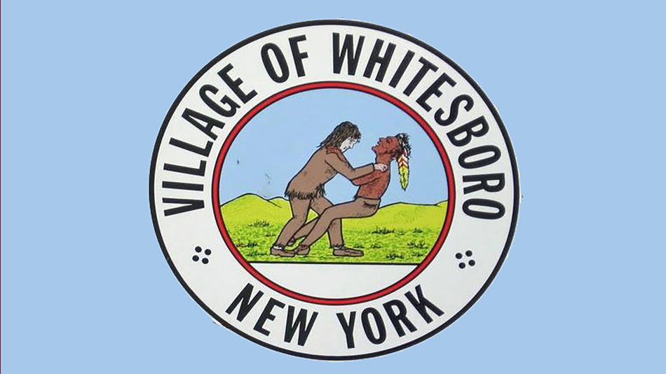 Городок в США решил сменить герб — белого человека, душащего индейца