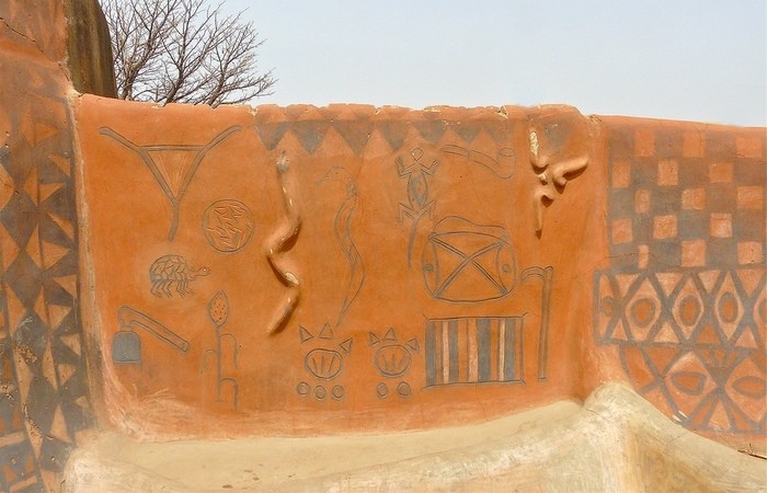 Африканская деревня Тьебель