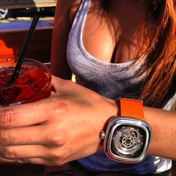 Sevenfriday - главные часы Instagram