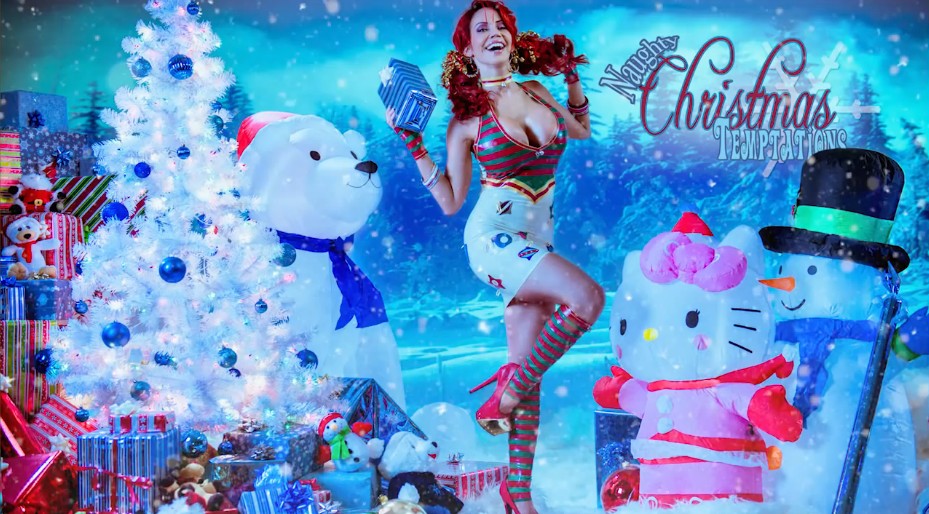 SEXY Christmas PINUP Bianca Beauchamp in LATEX & LINGERIE