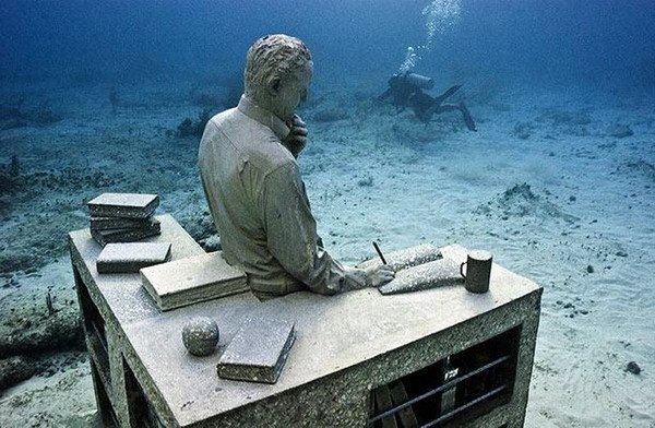 Парк подводной скульптуры в Гренаде