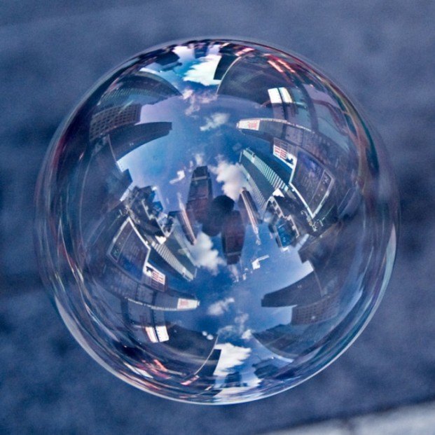 Необычные Фотографии знаменитых достопримечательностей в пузырьках